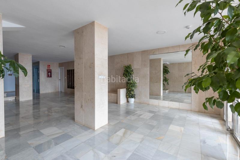 Foto 6bf30564-36c3-4f0b-b583-ca06fc6f976f. Piso en paseo reina sofía 19 se vende piso en almuñecar _granada playa en Almuñécar