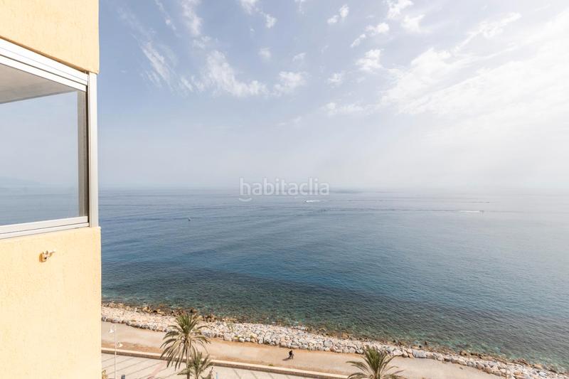 Foto ca290a14-f3cc-4f8c-b61d-175f97bef63b. Piso en paseo reina sofía 19 se vende piso en almuñecar _granada playa en Almuñécar
