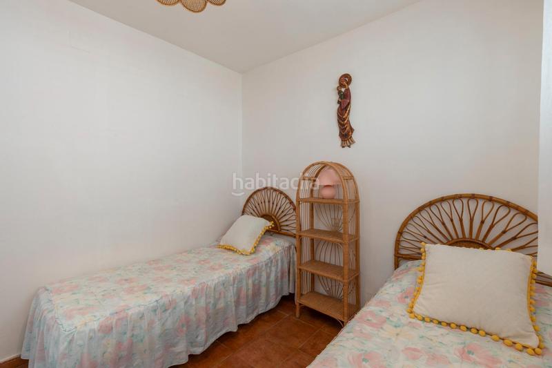 Foto f2829ce4-0059-479b-831c-3e88c5728a38. Piso en paseo reina sofía 19 se vende piso en almuñecar _granada playa en Almuñécar