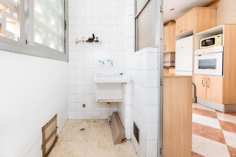 Foto 0dc5e3be-87dd-43b8-8810-1e0e9c45bdde. Piso en calle san pablo 32 se vende piso en calle san pablo, la cruz, en Granada
