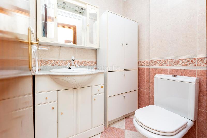 Foto c5e1e16b-9f87-4011-b403-1762ed674a0e. Piso en calle san pablo 32 se vende piso en calle san pablo, la cruz, en Granada