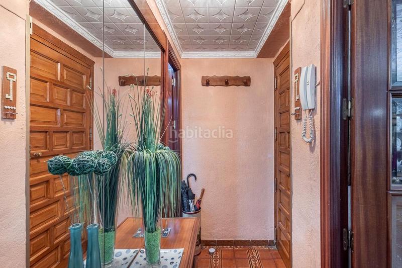 Foto 0a83c006-7b05-4c26-a6e0-f5334cdfcc94. Piso en calle banderas 5 se vende ¡magnifico piso en el zaidin exterior y con vistas despejadas! ( sin ascensor) planta tercera! en Granada