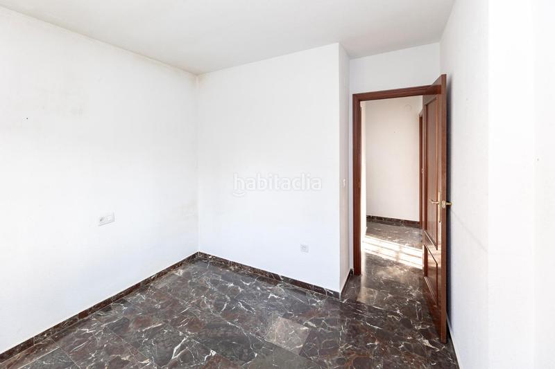 Foto b56f5840-f356-456b-8b89-025d8c82a5cd. Chalet en calle abeto 42 se vende amplio chalet independiente _loma verde_granada en Albolote