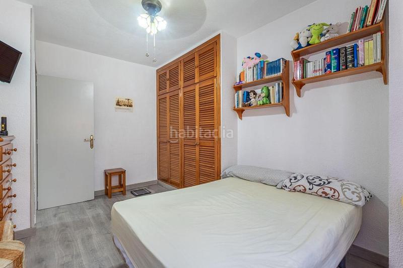 Foto 2e4f6377-b9de-4589-a652-33179d2516bd. Pis a calle comarex 1 a Barrio de Zaidín Granada