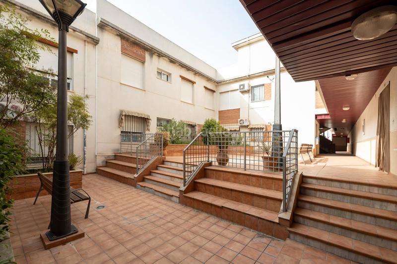 Foto d1b41b70-3629-4c59-a3c7-f8a2188e7b25. Piso en calle arcos 17 se vende piso reformado incluido garaje _granada en Albolote