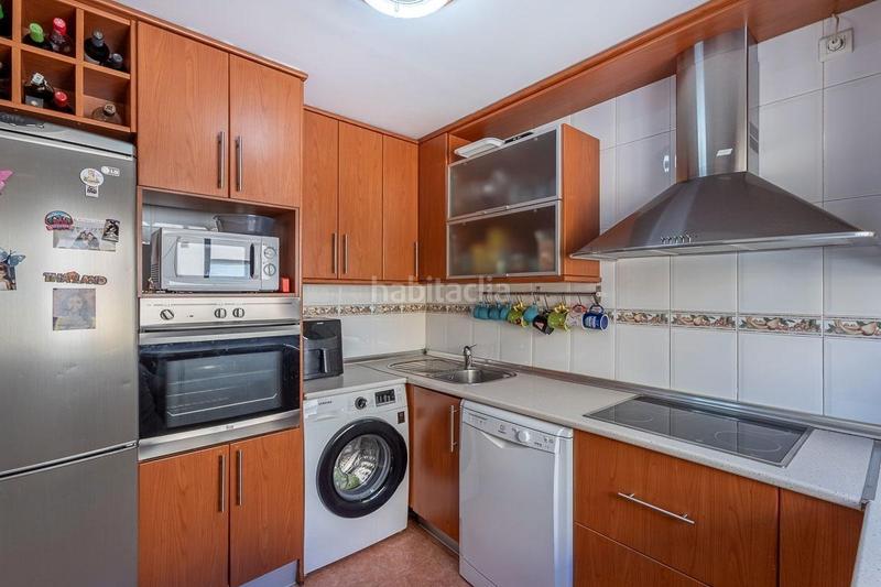 Foto 34f4622f-69b8-42d0-8d63-8b75a6a42dc1. Semi detached house in avenida Ogíjares 17 in Ogíjares