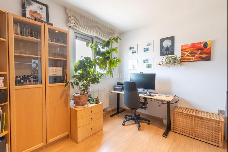Foto 71579760-1f88-4068-95a4-a9ce26fe4fec. Piso en calle pintor fernando belda 60 ¡se vende piso vpo fantástico con terraza y garaje junto al gimnasio we! en Granada