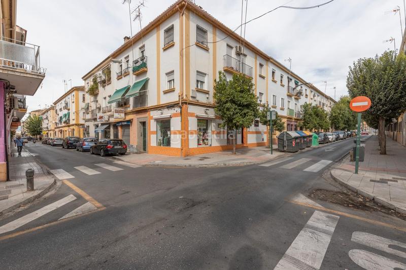 Foto f35e5ab6-3c40-4075-a449-0dd7e026c671. Piso en calle arzobispo guerrero 14 se vende piso en barrio de la chana_parque almunia_ en Granada