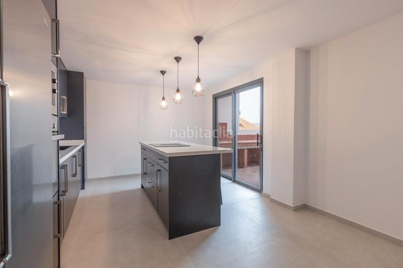 Foto 21b82f49-8772-4c78-a647-652fef1d55ca. Casa in calle avila 26 in Barrio de la Vega Monachil