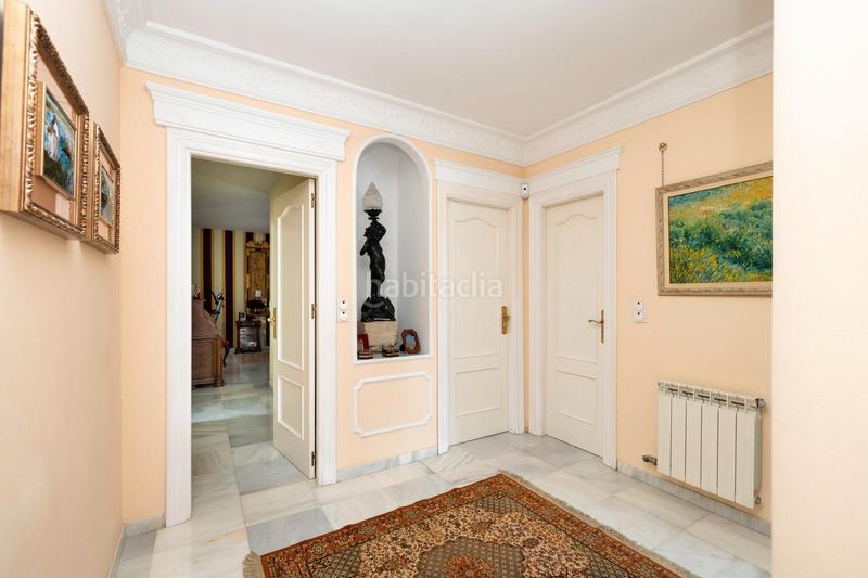 Foto e4839d03-6b22-4910-aebf-e67b9c32f548. Chalet en calle granada 46 se vende chalet exclusivo en el serrallo en granada en Huétor Vega