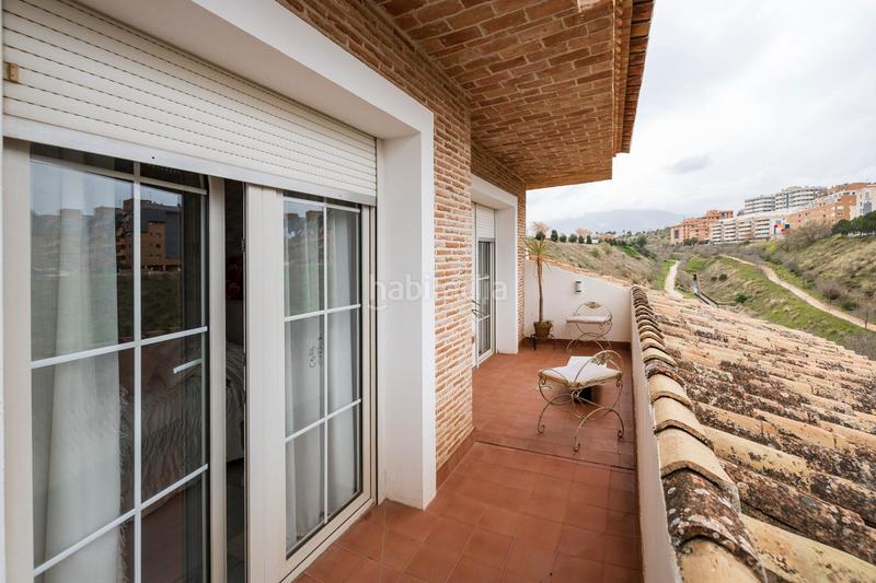 Foto ea0e1b66-3070-4a6c-b8e1-8ecc9ca2d33f. Chalet en calle granada 46 se vende chalet exclusivo en el serrallo en granada en Huétor Vega