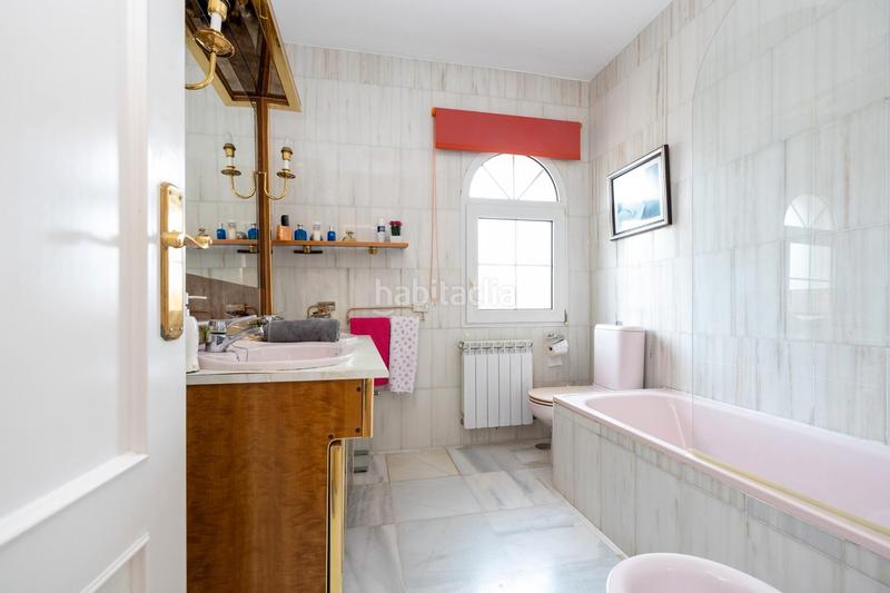 Foto ef275d43-e0ee-4582-92ec-50500c4bb539. Chalet en calle granada 46 se vende chalet exclusivo en el serrallo en granada en Huétor Vega
