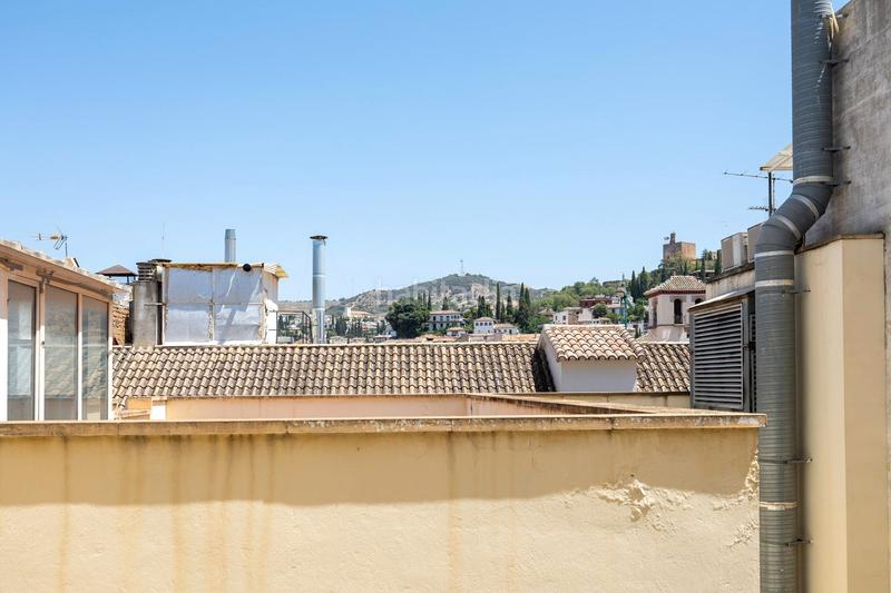 Foto fd10cc5a-1ea4-4625-9321-008bc633c6b4. Etagenwohnung in calle ángel ganivet 6 in San Matías - Realejo Granada