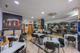 Local Comercial a Calle lubina 3. Se vende  local comercial de negocio establecido en villarejo pa