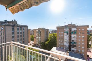 Pis  Calle juan pedro mesa de león 1. Se vende bonito piso en el poligono de cartuja_granada