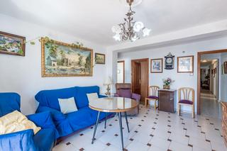 Etagenwohnung  Calle concha espina 11. Se vende amplio y luminoso piso con ascensor en el zaidin_granad
