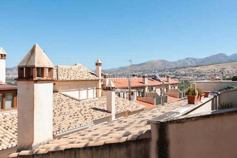 Foto 22a6af46-9c52-482f-bdbd-cbd8a788e997. Reihenhaus in calle río dílar 13 in Ogíjares