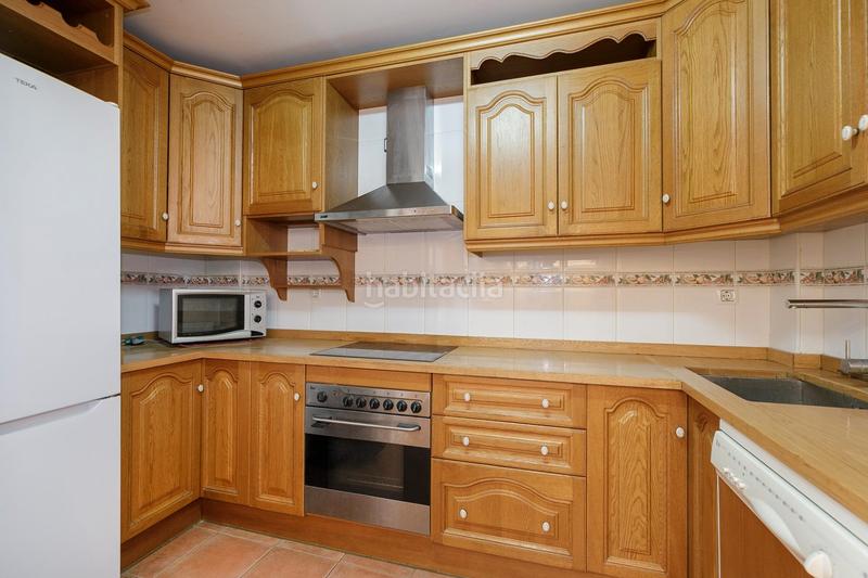 Foto 2df89cf7-fcad-4e87-a206-de435a231f28. Reihenhaus in calle río dílar 13 in Ogíjares