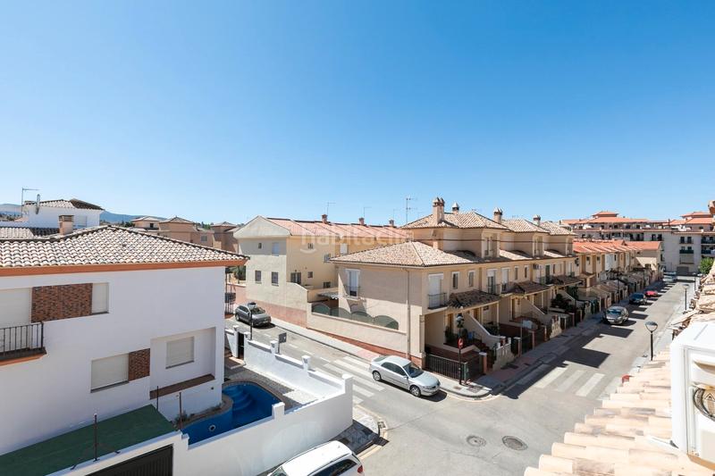 Foto 75702f53-eb2d-4cc8-9f64-0c454d204fb9. Reihenhaus in calle río dílar 13 in Ogíjares