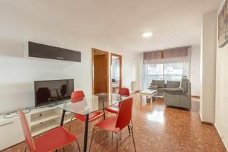 Pis a Avenida de madrid 41. Se vende amplio piso en avenida madrid_plaza  de toros_granada