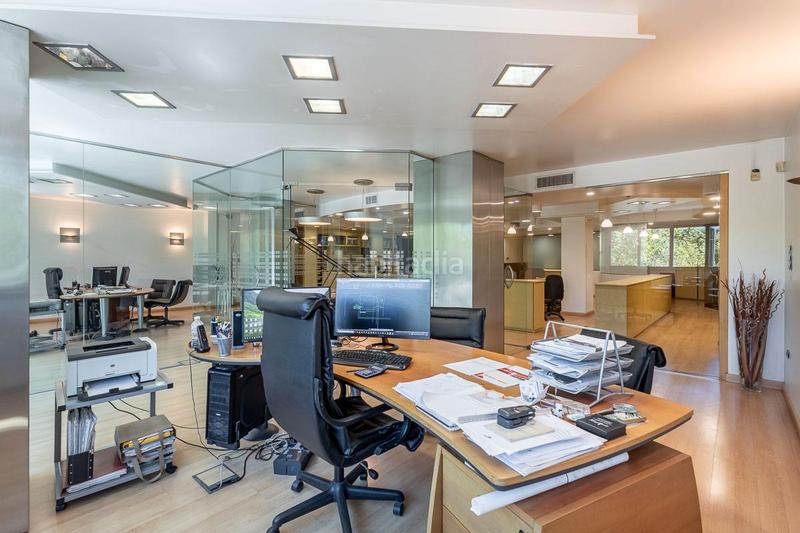 Foto 31ffd101-ad02-4e29-9916-f296a0cd0bfd. Locale commerciale in plaza de carretas 5 in San Matías - Realejo Granada