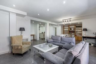 Pis a Avenida de madrid 1. Se vende gran piso en avenida madrid_granada _¡atención familias