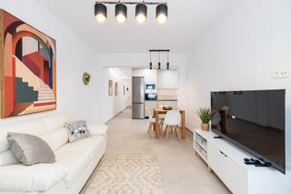 Appartement à Avenida don bosco 9. Se vende ¡excelente piso amueblado y reformado a estrenar en ave