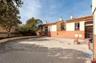 Appartement  Calle vista blanca 53. Se vende piso a reformar en cenes de la vega_granada
