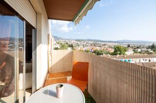 Appartement  Carretera de huétor vega 20. Se vende coqueto piso en huetor vega_granada