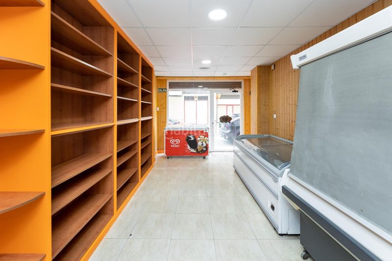 Foto 9e333a6d-3be1-418f-997f-97889421dac5. Local comercial en paseo del charcón 80 se vende excelente local comercial con almacen en las gabias_granada en Gabias (Las)