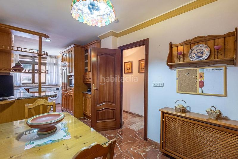 Foto 5ef54bed-fbfe-473e-8f8e-1b7e3f55881c. Pis a calle cardenal parrado 35 a San Francisco Javier Granada