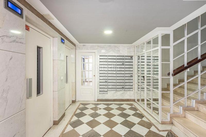 Foto caaed0c4-1cb8-47de-aa2d-845040678364. Pis a calle cardenal parrado 35 a San Francisco Javier Granada