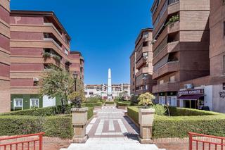 Pis a Calle cardenal parrado 35. Se vende impresionante piso en plaza de toros_granada