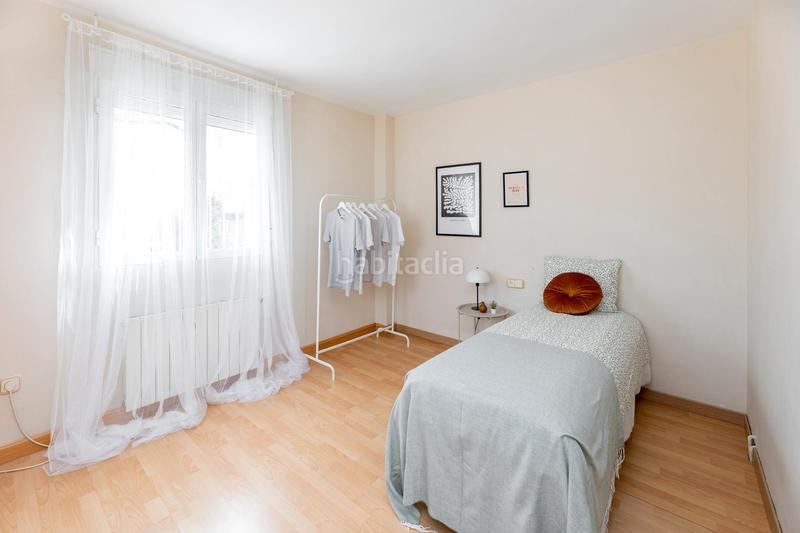 Foto fd7a9b87-2015-48f8-b9d4-29bc490d542c. Chalet in calle zoraya 1 in Camino de los Neveros - Serrallo Granada