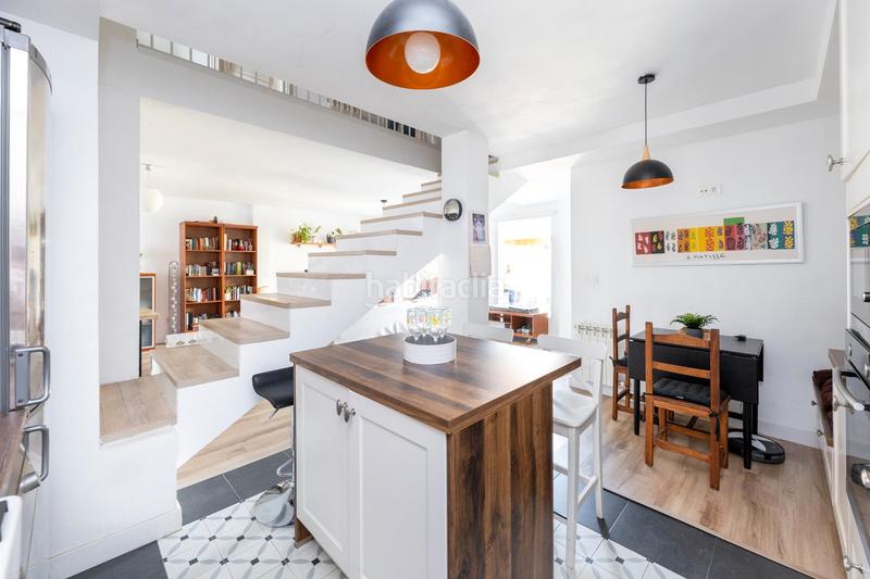 Foto 7e4324ca-4560-43c0-9175-2b414f4ddde0. Casa adossada a calle pedro temboury 1 a Villa de Otura