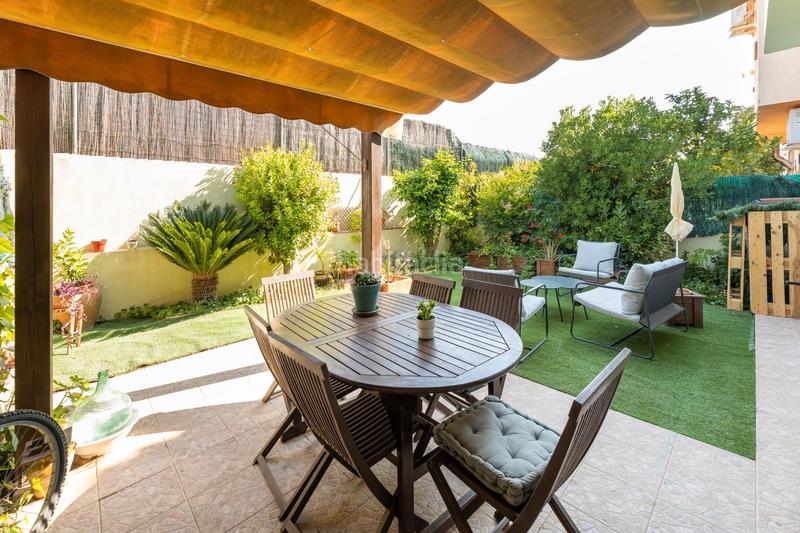 Foto d8628863-2eb2-458a-b839-f8b0bc35718c. Casa adossada a calle pedro temboury 1 a Villa de Otura