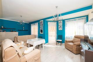 Maison à Calle aconcagua 1. Se vende magnifica casa en maracena_granada