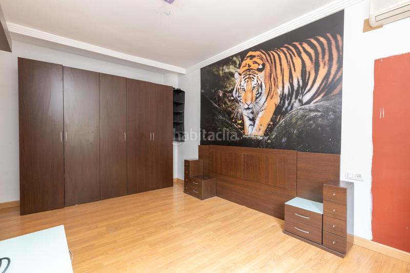 Foto c4fdab61-5428-443f-b3aa-d9dead7ddf20. Flat in plaza de la constitución 1 in Cúllar Vega