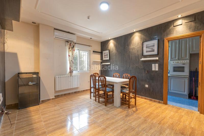 Foto cba4934f-5286-4df8-9ef5-7b355e90fd9d. Flat in plaza de la constitución 1 in Cúllar Vega