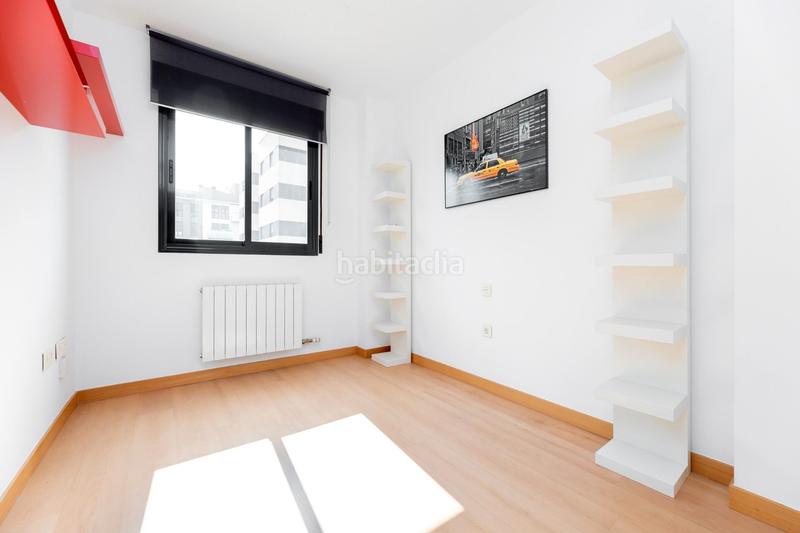 Foto cf6a7100-bbf5-491c-8338-70e153d43bb9. Appartement avec chauffage piscine dans Parque Lagos Granada