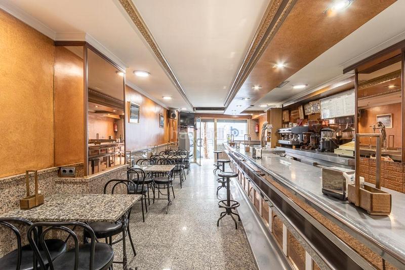 Foto aab57b8e-4001-4195-8a5f-9100963abf6a. Geschäftsraum in avenida de madrid 7 in Plaza de Toros Granada