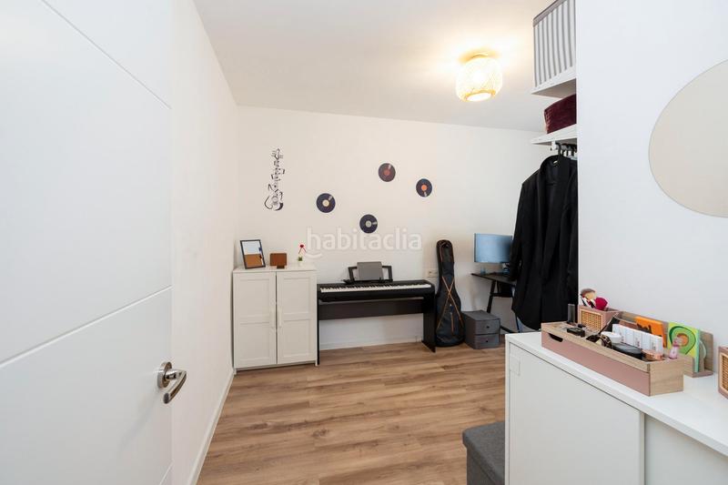 Foto 3dbab879-6d2a-4dee-931f-c0ec5a4e8ccd. Piso en calle islas 24 se vende estupendo piso planta baja con garaje y entrada independiente_hijar_las gabias_granada en Gabias (Las)