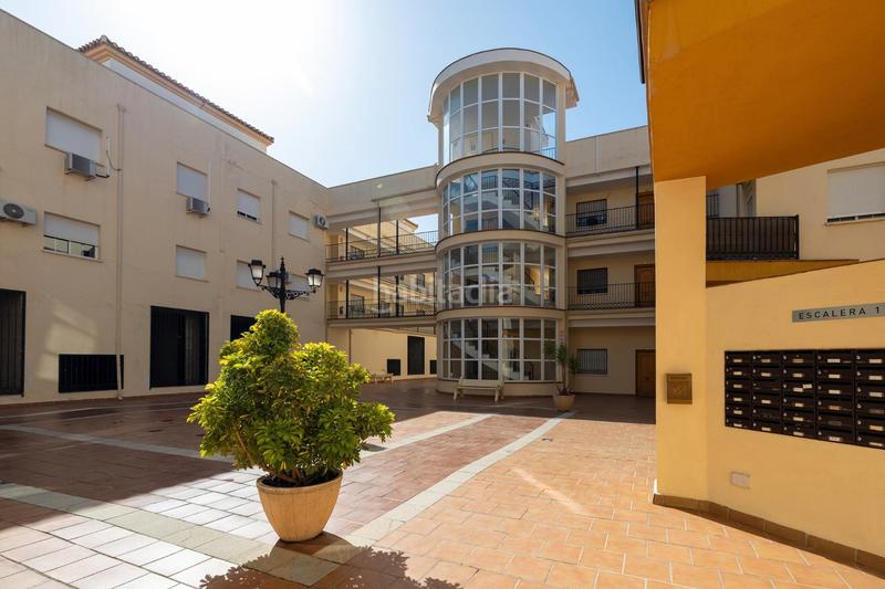 Foto 6008afea-2d54-4631-99a9-e843de52e9ac. Piso en calle islas 24 se vende estupendo piso planta baja con garaje y entrada independiente_hijar_las gabias_granada en Gabias (Las)