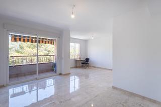 Pis a Arabial 85. Se vende atractivo piso reformado en zona arabial_granada