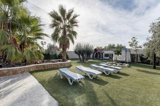 Masia a Avenida paraiso 120. Se vende casa rural en funcionamento en caparacena_atarfe_granad