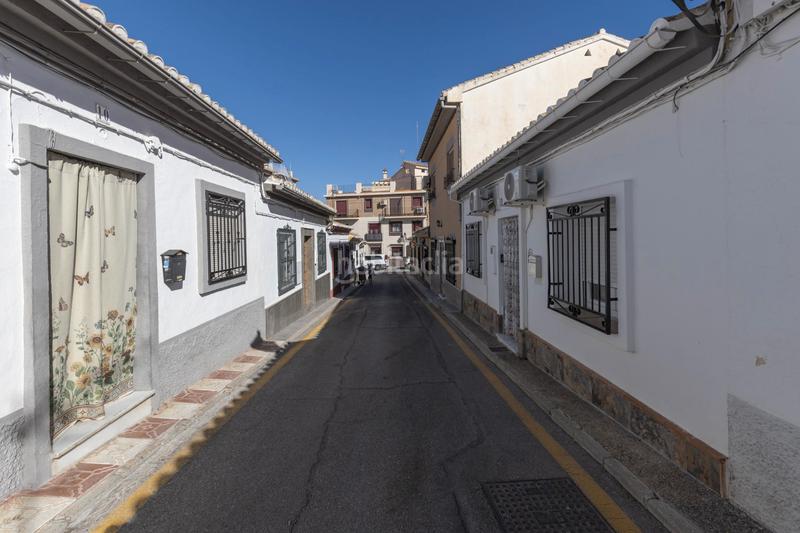 Foto 56d9132b-02b1-4877-a140-1d0f2d8f580d. Semi detached house in calle pensamiento 22 in La Zubia Ciudad Zubia (La)