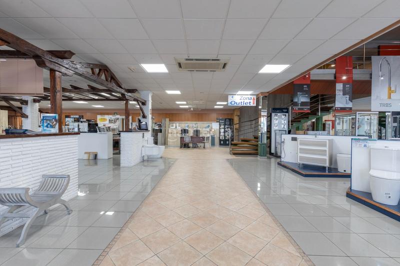 Foto 2e8e6a8e-60c1-45cd-990f-7fad4e933d25. Nau industrial a carretera granada málaga 0 a Santa Fe