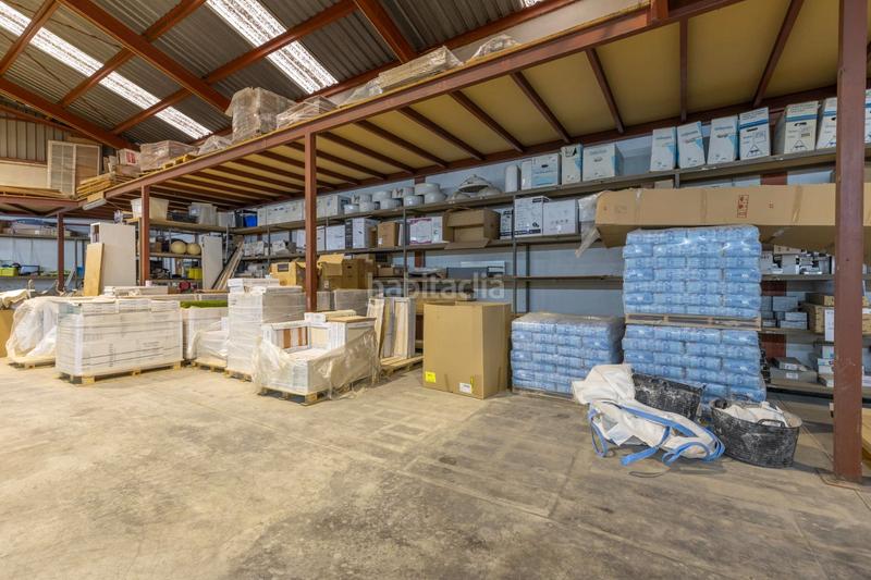 Foto eb713a24-247d-49d1-812b-b6f68bc9732b. Nau industrial a carretera granada málaga 0 a Santa Fe