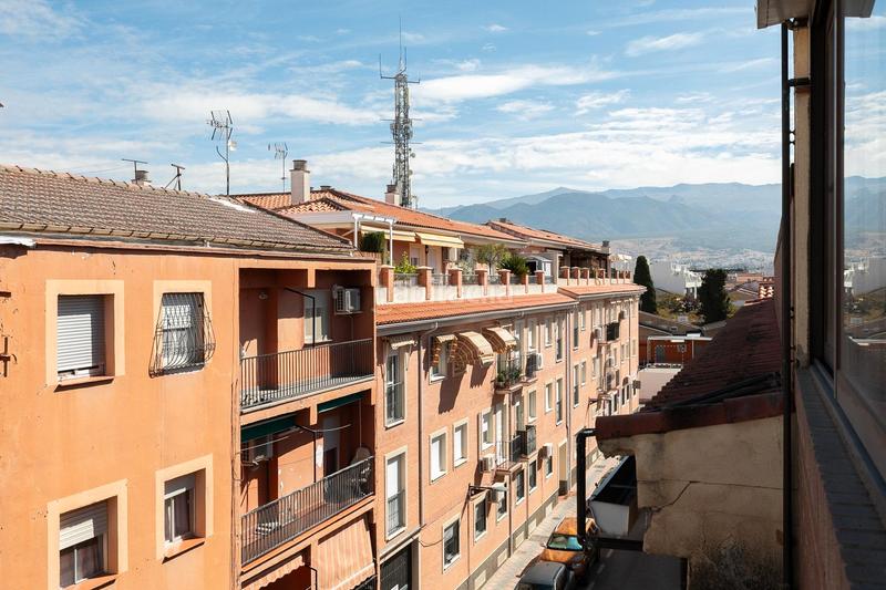 Foto a7515771-8ec7-452e-a9b7-ee6733bc5f73. Àtic a calle real de Armilla 45 a San Miguel Armilla