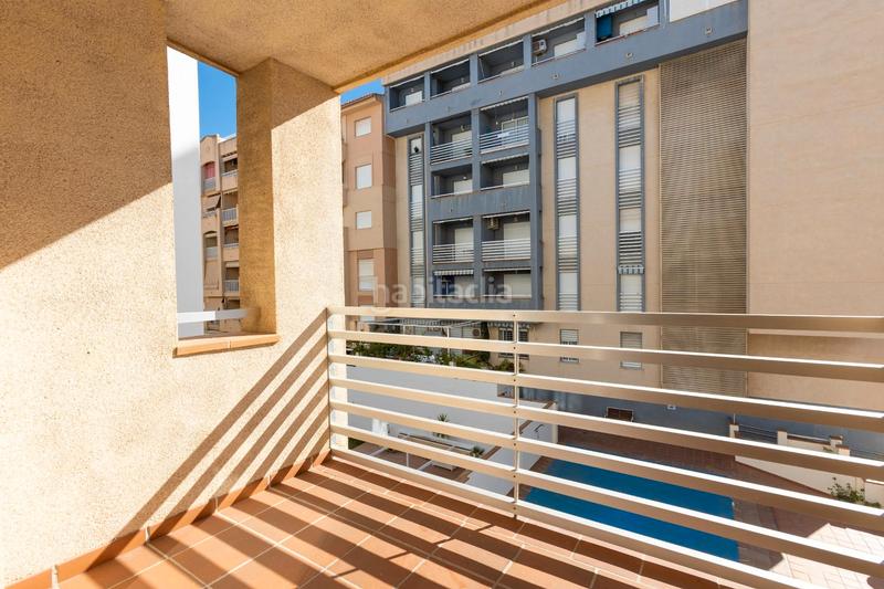 Foto 7b308431-2dea-4cc5-944f-f19b4804d64a. Pis a callejón hurtado de mendoza 32 a Almuñecar centro Almuñécar